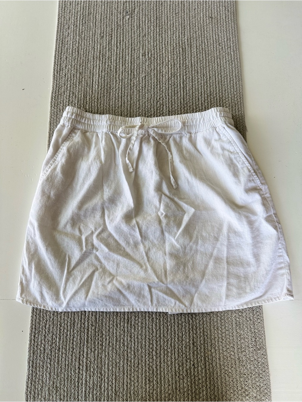 Forever 21 White Linen Drawstring Waist Mini Skirt Size XS